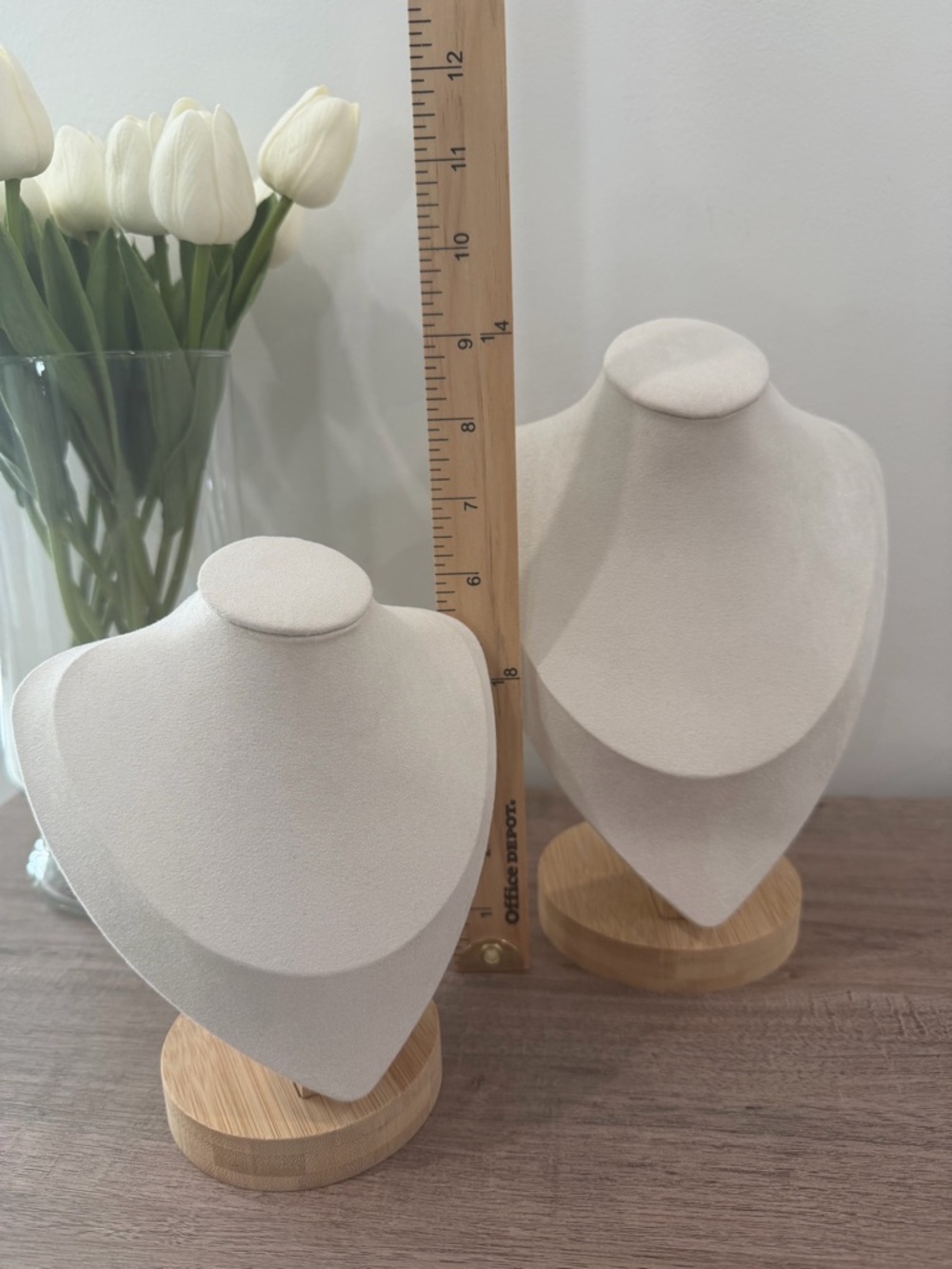 Neutral Jewelry Display Busts & Stands - Marble, Beige, and Gold - Picture 4 of 17